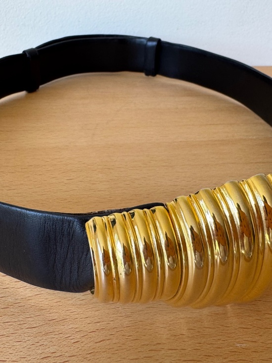Vintage Judith Leiber Wide Black Leather Belt Ribbed Gold Tone Hinged Adjustable main image 10